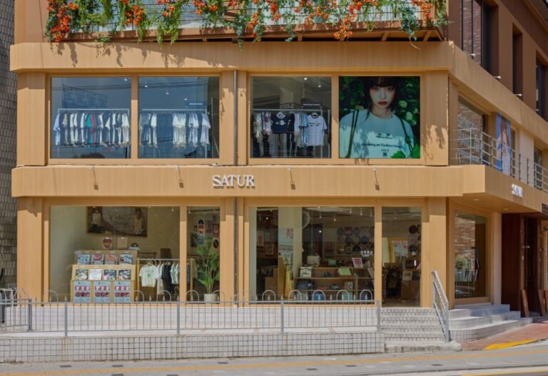 SATUR seognsu pop-up in 2025